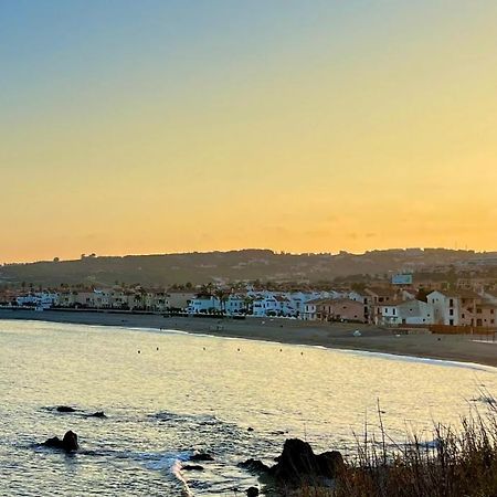 산루이스데사비닐라스 Atico Con Gran Terraza A 50 Metros De La Playa De Casares 아파트 외부 사진